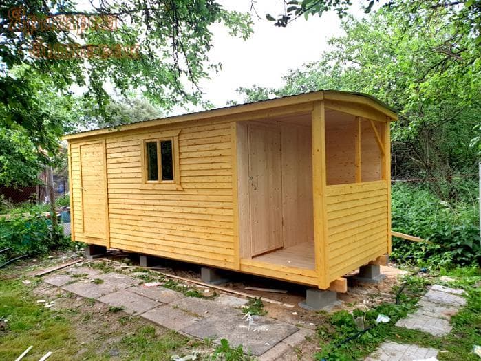 Бытовка №5, 6,0 х 2,3 м, с верандой и душем